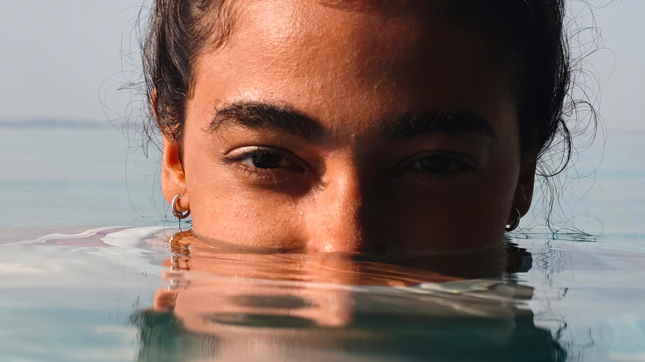 Drievoudige 50 MP-camera met DetailMax Engine